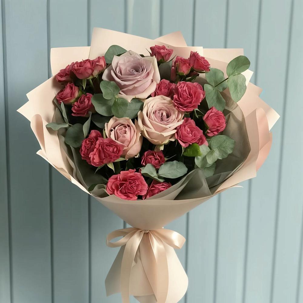 Букет цветов из: Гвоздики и Розы в Туринске