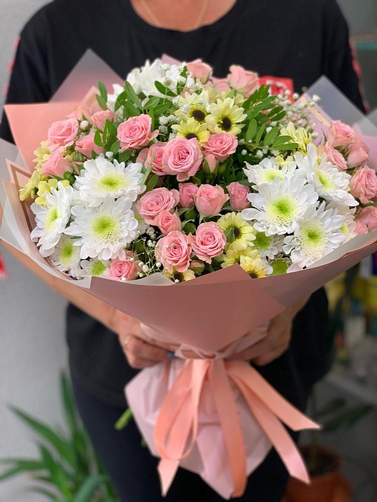 Букет цветов из: Розы и Хризантемы в Туринске