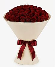 Букет 101 Бордовая роза Блэк Бакарра в Туринске