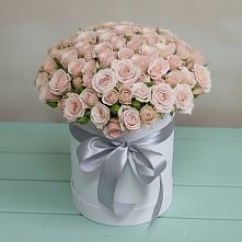 Цветочная композиция из Розы в шляпной коробке в Туринске