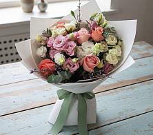 Букет цветов из:  Розы, Лизиантусы и Гвоздики в Туринске