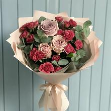 Букет цветов из:  Гвоздики и Розы #REPLACE_PRED# Туринске