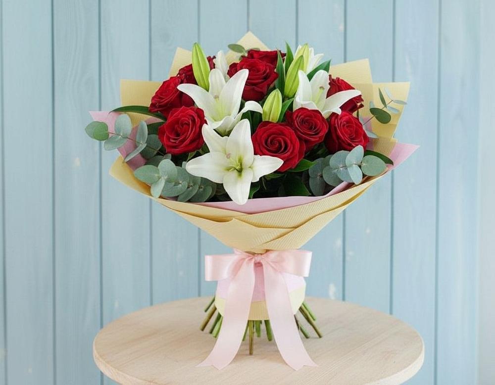 Букет цветов из: Лилии и Розы в Туринске